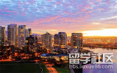 加拿大新移民